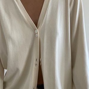 Jones New York cream colored cardigan